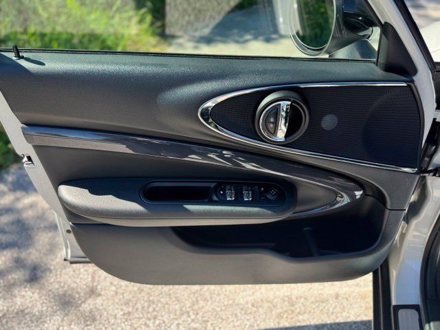 Used 2019 MINI Cooper Clubman S w/ Premium Package AWD/4WD image 8