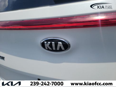 Used 2020 Kia Sportage EX FWD image 8