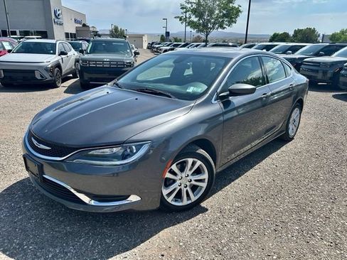 Used 2015 Chrysler 200 Limited FWD image 1