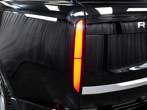 Used 2023 Land Rover Range Rover Autobiography AWD/4WD image 86