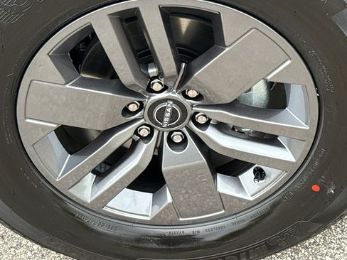 New 2026 Nissan Frontier SV AWD/4WD image 10