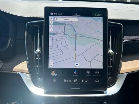 Certified 2025 Volvo XC90 B6 Plus AWD/4WD image 26
