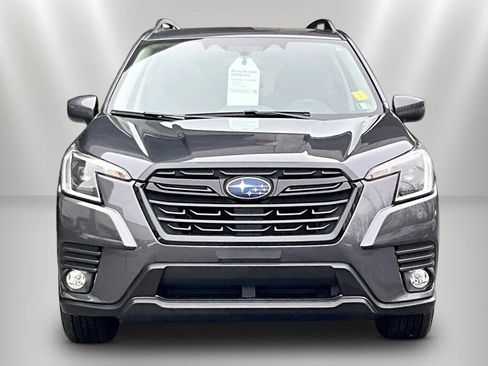 Certified 2023 Subaru Forester Premium image 2