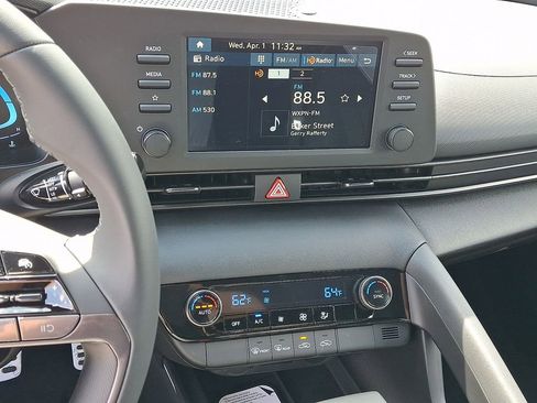New 2026 Hyundai Elantra Sport FWD image 12