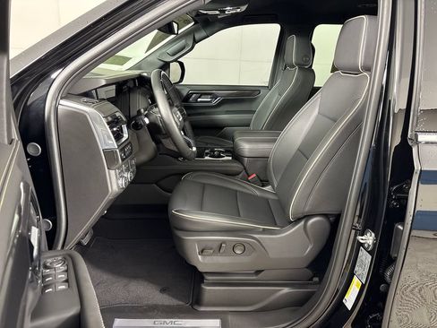 Used 2026 GMC Yukon XL Elevation AWD/4WD image 29
