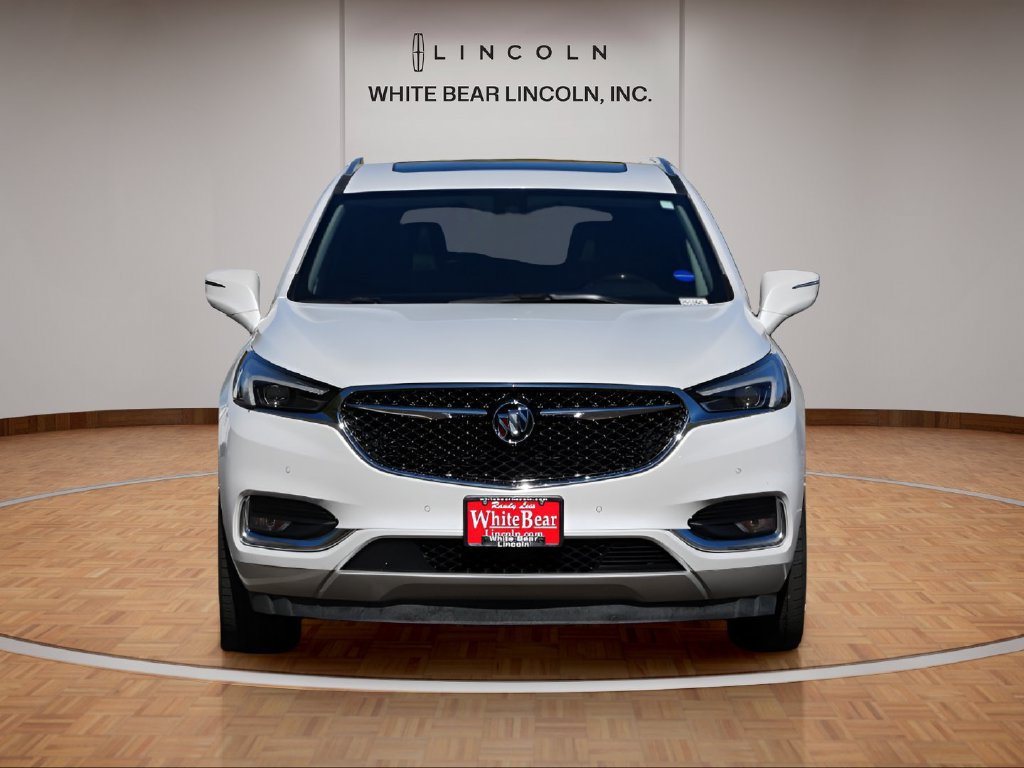Used 2019 Buick Enclave Avenir w/ Avenir Technology Package AWD/4WD image 2