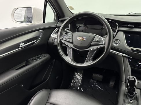 Used 2020 Cadillac XT5 Luxury image 27