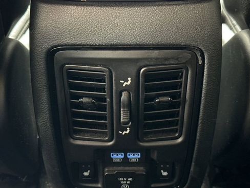 Used 2024 Dodge Durango GT RWD image 20
