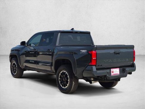Used 2026 Toyota Tacoma TRD Off-Road AWD/4WD image 8