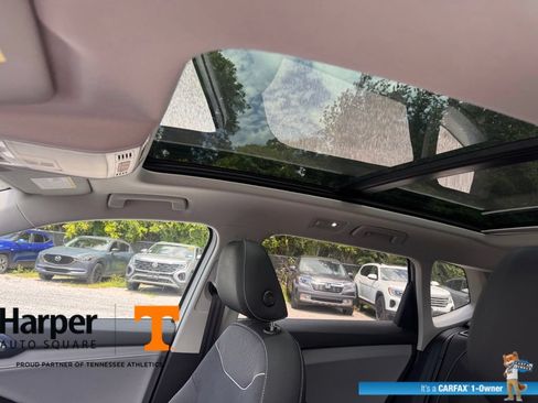 Used 2024 Volkswagen Taos SE w/ Panoramic Sunroof Package AWD/4WD image 15