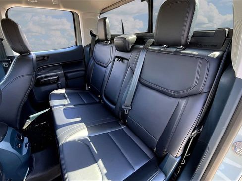 Used 2024 Ford Maverick Lariat w/ Black Appearance Package FWD image 21