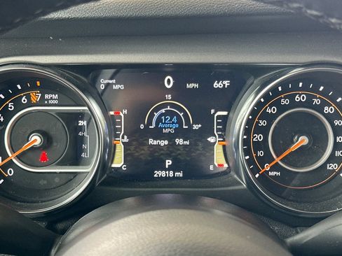 Used 2021 Jeep Gladiator Willys image 23