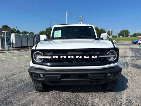 Used 2025 Ford Bronco Outer Banks AWD/4WD image 8