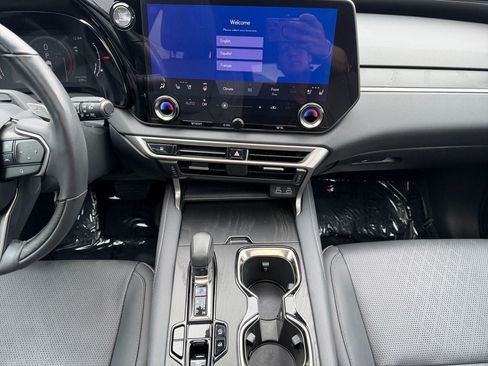Used 2023 Lexus RX 350 Premium Plus w/ Accessory Package AWD/4WD image 12