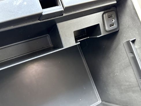 Used 2020 GMC Yukon SLT w/ Open Road Package image 36