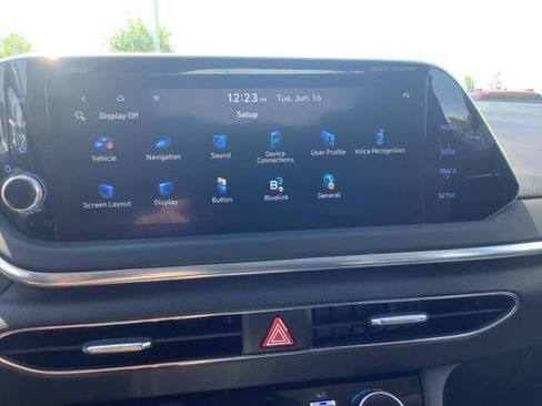 Certified 2023 Hyundai Sonata Limited w/ Cargo Package FWD image 31