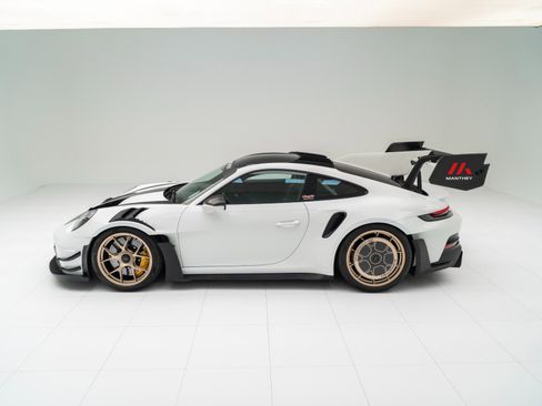Certified 2025 Porsche 911 GT3 RS RWD image 2