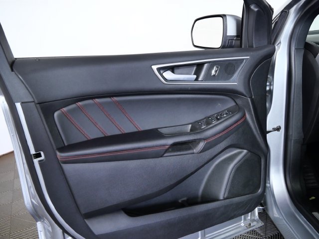 Certified 2024 Ford Edge ST-Line AWD/4WD image 14