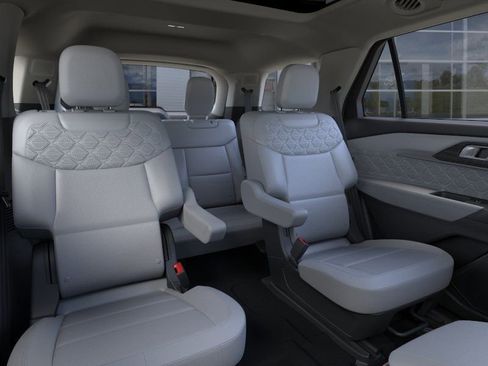 New 2026 Ford Explorer Platinum w/ LUX Leather Package AWD/4WD image 11