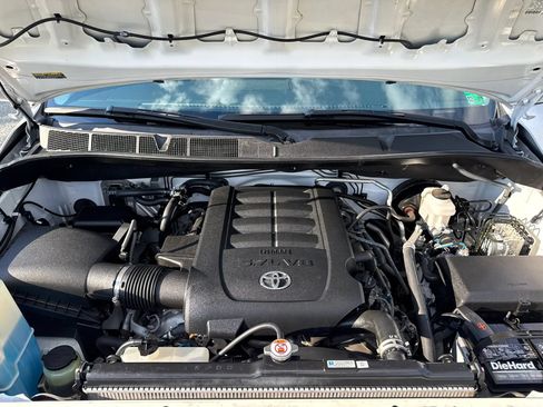 Used 2021 Toyota Sequoia TRD Pro AWD/4WD image 33