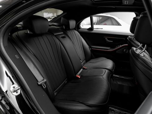 Used 2025 Mercedes-Benz S 500 4MATIC image 34