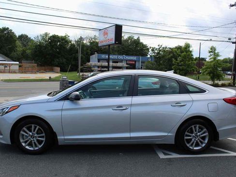 Used 2016 Hyundai Sonata SE FWD image 9