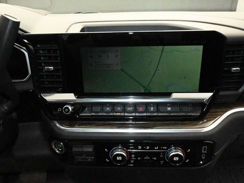Used 2026 GMC Sierra 1500 Elevation w/ Elevation Select Package AWD/4WD image 17