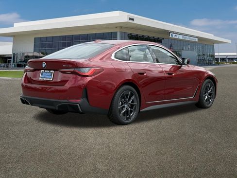 New 2026 BMW i4 eDrive40 RWD image 10