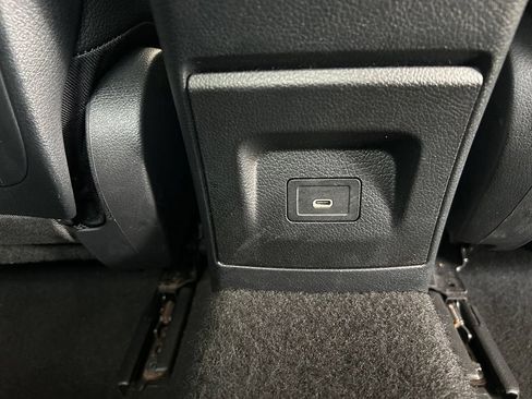 Used 2025 Mercedes-Benz CLA 250 image 28