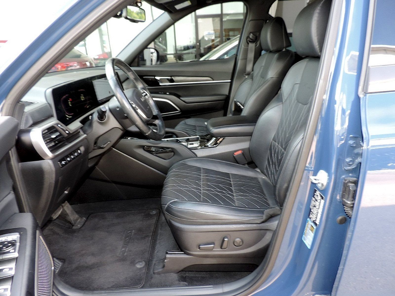 Used 2024 Kia Telluride EX X-Line AWD/4WD image 16