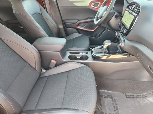 Certified 2025 Kia Soul GT-Line w/ GT-Line Technology Package image 13