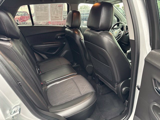 Used 2019 Chevrolet Trax LT w/ LT Convenience Package AWD/4WD image 22