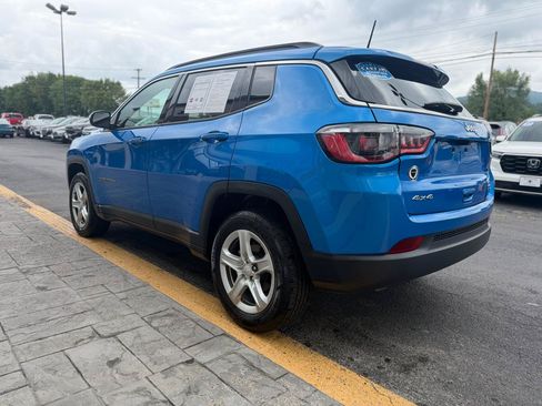 Used 2024 Jeep Compass Latitude AWD/4WD image 6