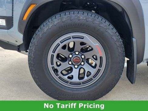 Certified 2025 Nissan Frontier PRO-4X w/ Pro Premium Package AWD/4WD image 8