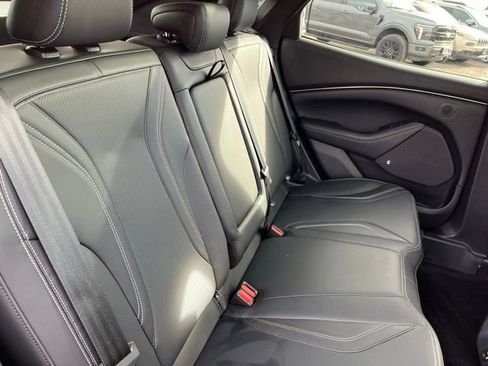Used 2021 Ford Mustang Mach-E Premium image 21