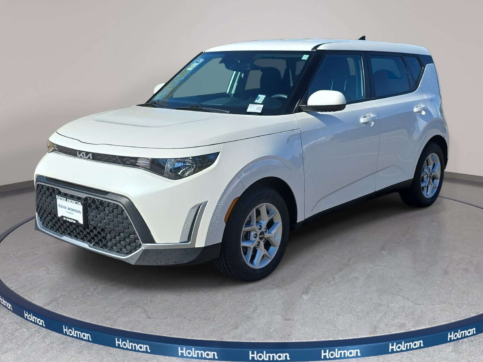 Used 2023 Kia Soul LX w/ LX Technology Package FWD image 1