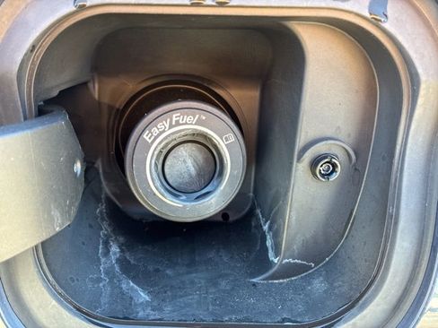 Used 2022 Lincoln Corsair Standard w/ Premium Package image 6