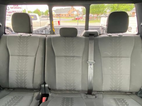 Used 2018 Ford F150 XLT w/ Equipment Group 302A Luxury AWD/4WD image 28