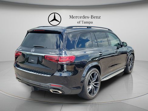 Used 2023 Mercedes-Benz GLS 580 4MATIC image 3