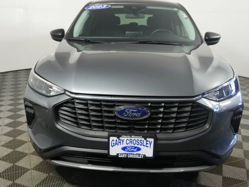 Used 2023 Ford Escape Active w/ Cold Weather Package FWD image 8