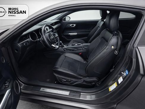 Used 2020 Ford Mustang GT Premium w/ GT Performance Package RWD image 7
