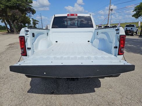 New 2025 RAM 2500 Tradesman AWD/4WD image 16