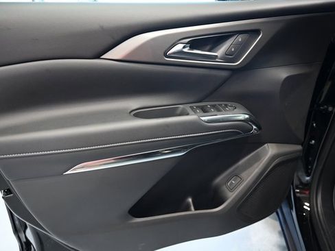 New 2026 Chevrolet Traverse LT w/ Driver Confidence Package image 23