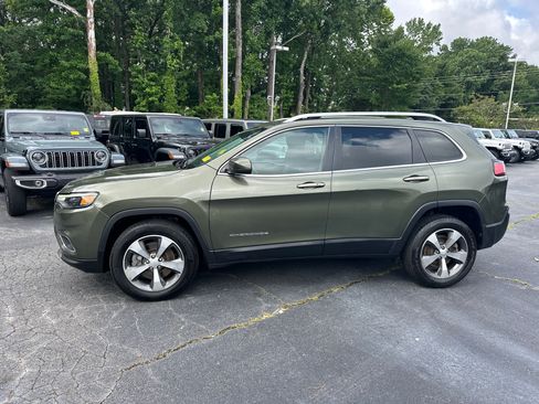 Used 2020 Jeep Cherokee Limited AWD/4WD image 5