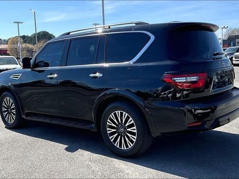 Certified 2024 Nissan Armada SL w/ Midnight Edition Package image 3