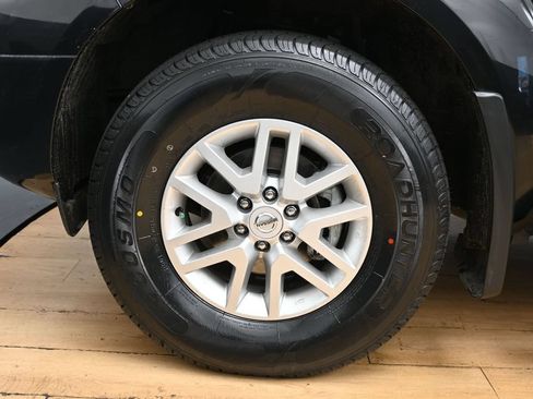 Used 2021 Nissan Frontier SV AWD/4WD image 9