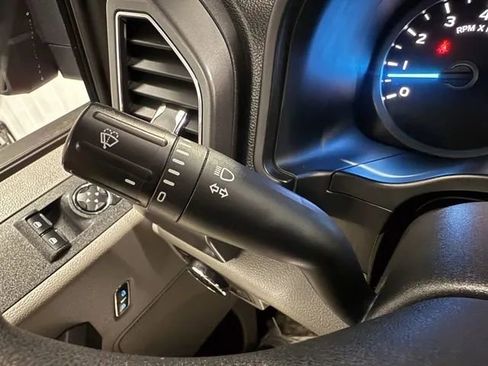 Used 2019 Ford F150 XLT image 23