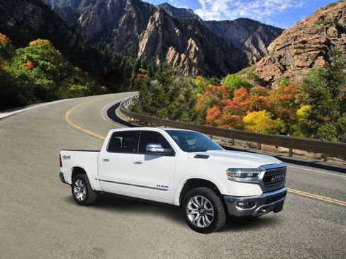 Used 2022 RAM 1500 Limited w/ Off-Road Group image 6