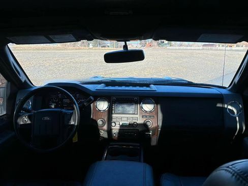 Used 2011 Ford F350 Lariat w/ Lariat Ultimate Pkg AWD/4WD image 10