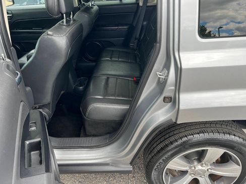 Used 2016 Jeep Patriot High Altitude AWD/4WD image 22